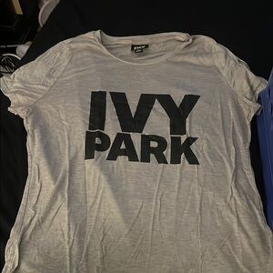 IVY PARK Gray and Black Short Sleeve Tee